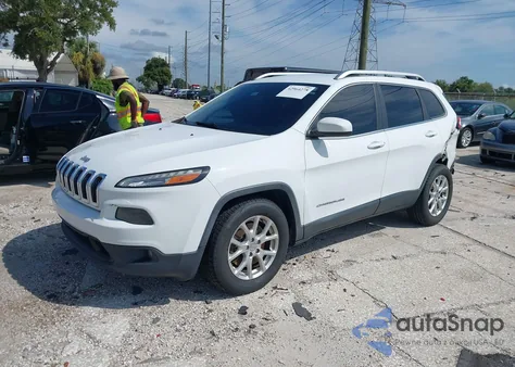 2015 Jeep Cherokee Latitude z USA, uszkodzony, nr VIN 1C4PJLCB6FW721360